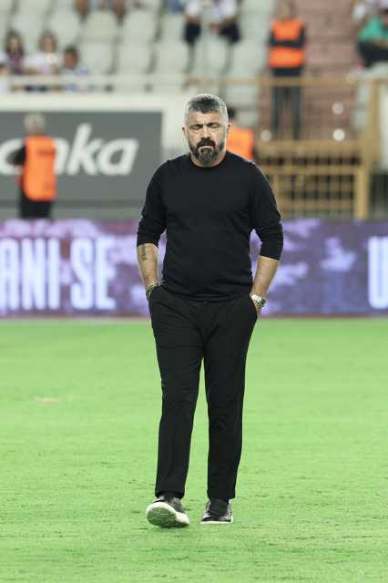 Gennaro Gattuso je nakon sinoćnje pobjede zabranio euforiju i to je trenutno najbolja moguća vijest za Hajduk ⚽️

📸Jakov Prkić/CROPIX