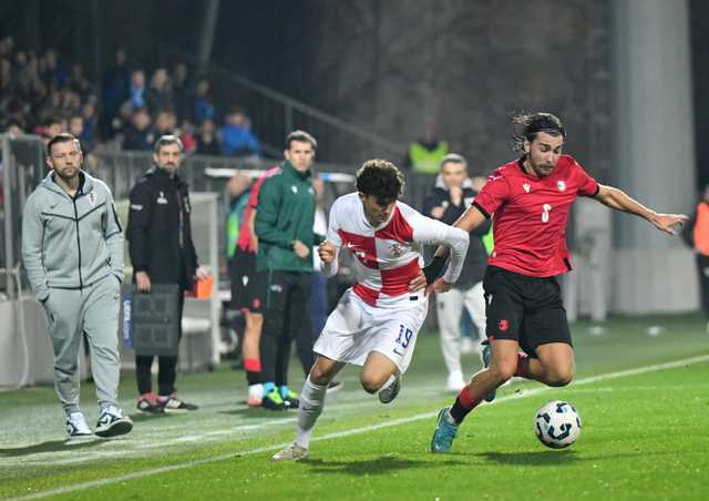 Pucat će se jedanaesterci! Drama u Rijeci je na vrhuncu, Hrvatska i Gruzija uskoro kreću u raspucavanje s bijele točke ----> https://bit.ly/3YV44VQ

Sretno Hrvatska! 🇭🇷

📸Damir Škomrlj