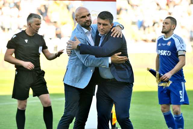 Kakva bi to igra sudbine bila da Željko Sopić naslijedi Sergeja Jakirovića u Dinamu 👀

📸Ronald Goršić/CROPIX