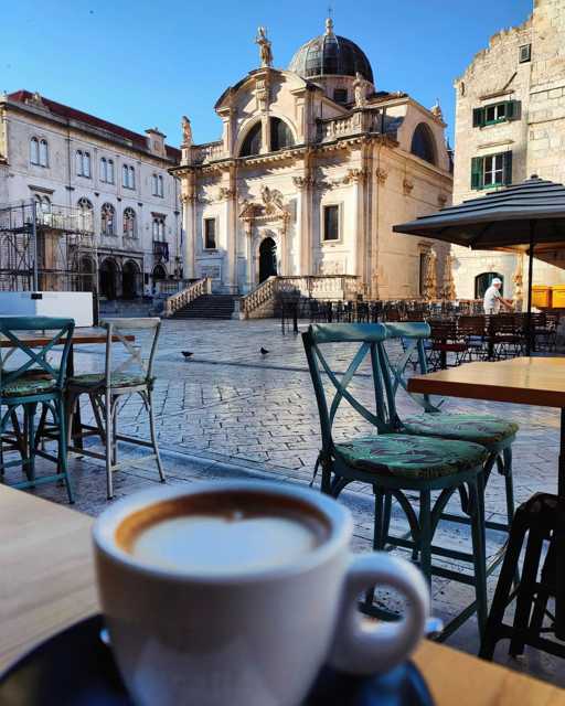 Dobro jutro iz Dubrovnika! ☕ @buza_beach 
#goodmorning #croatia #punkuferhr