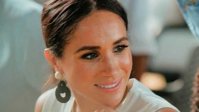 Sva istina o Meghan Markle izlazi na vidjelo? Dvorjanin iz palače podijelio priču koja se kraljevskoj obitelji neće svidjeti 🫣
#meghanmarkle #showbuzz